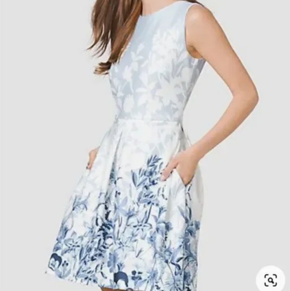 JUST TAYLOR Floral Scuba Pleated Fit And Flare Dress with Pockets Sz 2